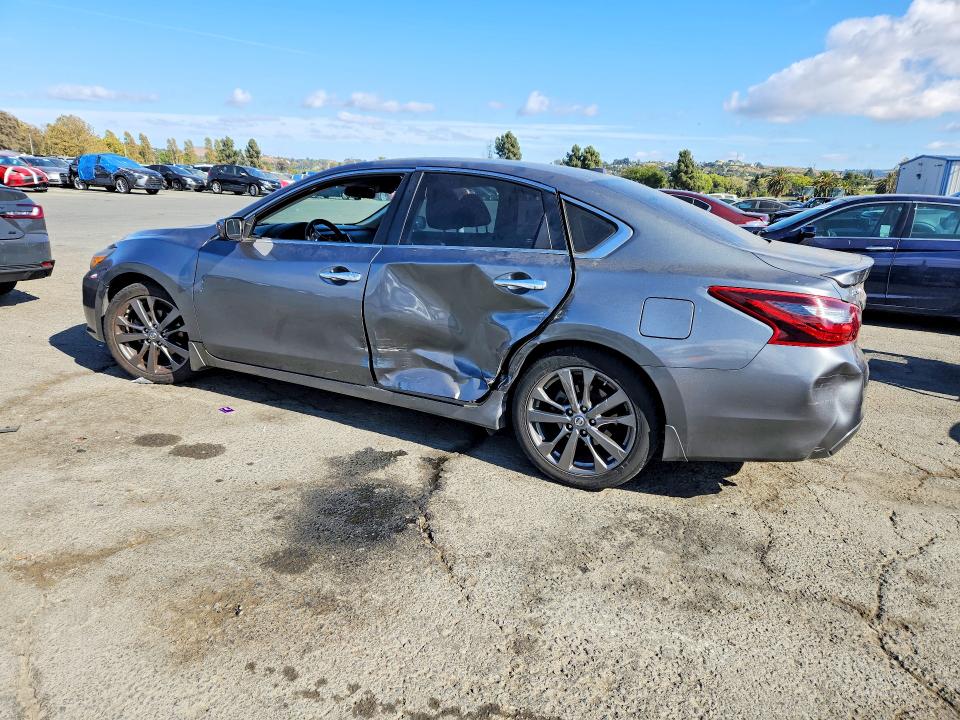 Продажа на аукционе авто 2018 Nissan Altima, vin: 1N4AL3AP0JC285779, номер лота: 66277846