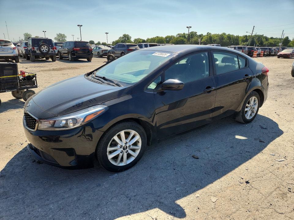 2017 Kia Forte მანქანა იყიდება აუქციონზე, vin: 3KPFL4A73HE144309, აუქციონის ნომერი: 67728526