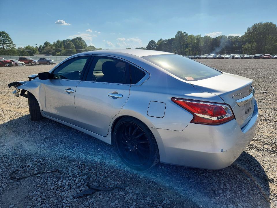 2013 Nissan Altima მანქანა იყიდება აუქციონზე, vin: 1N4AL3AP7DC110577, აუქციონის ნომერი: 65898576