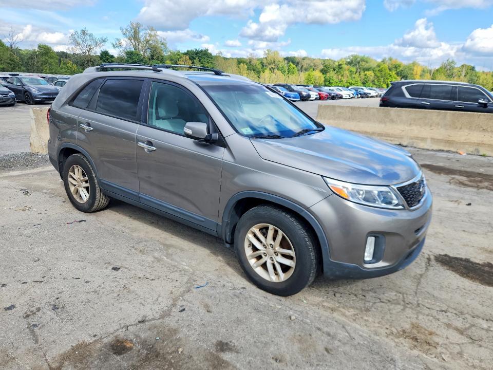 69929736 :رقم المزاد ، 5XYKT3A6XEG521877 vin ، 2014 Kia Sorento مزاد بيع