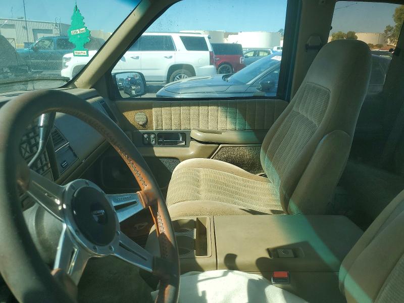 1993 Chevrolet Gmt-400 მანქანა იყიდება აუქციონზე, vin: 2GCEC19K9P1163834, აუქციონის ნომერი: 70755596