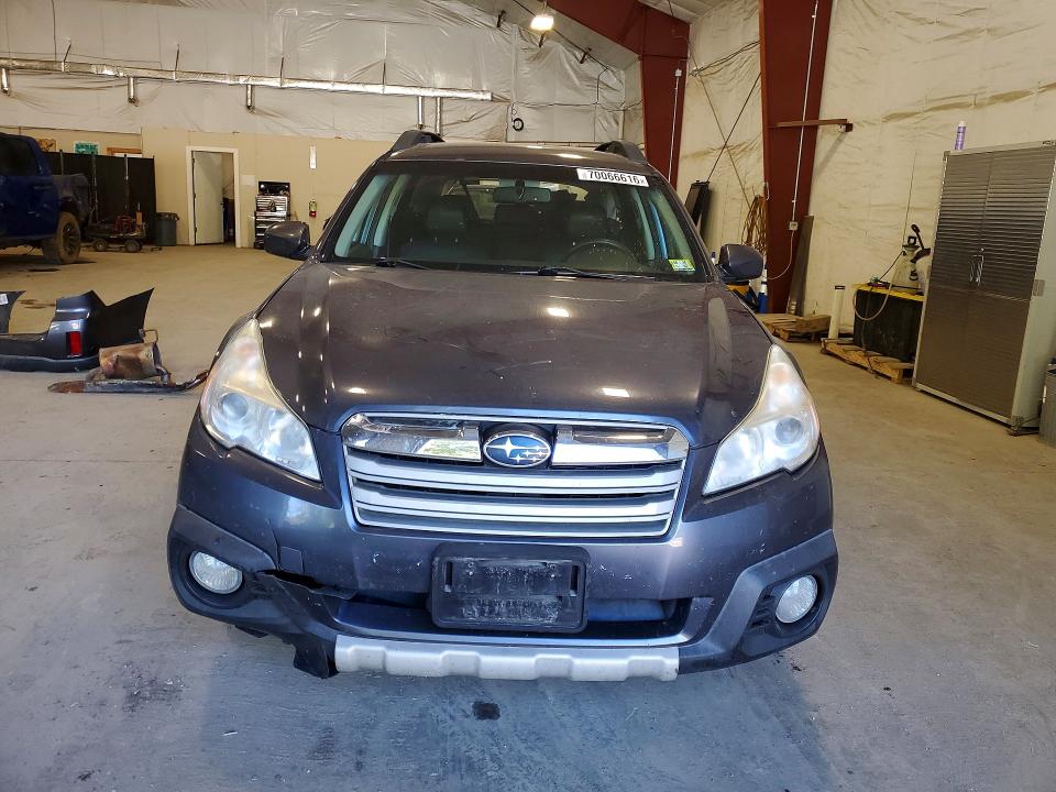 70066616 :رقم المزاد ، 4S4BRBKC8E3264408 vin ، 2014 Subaru Outback مزاد بيع