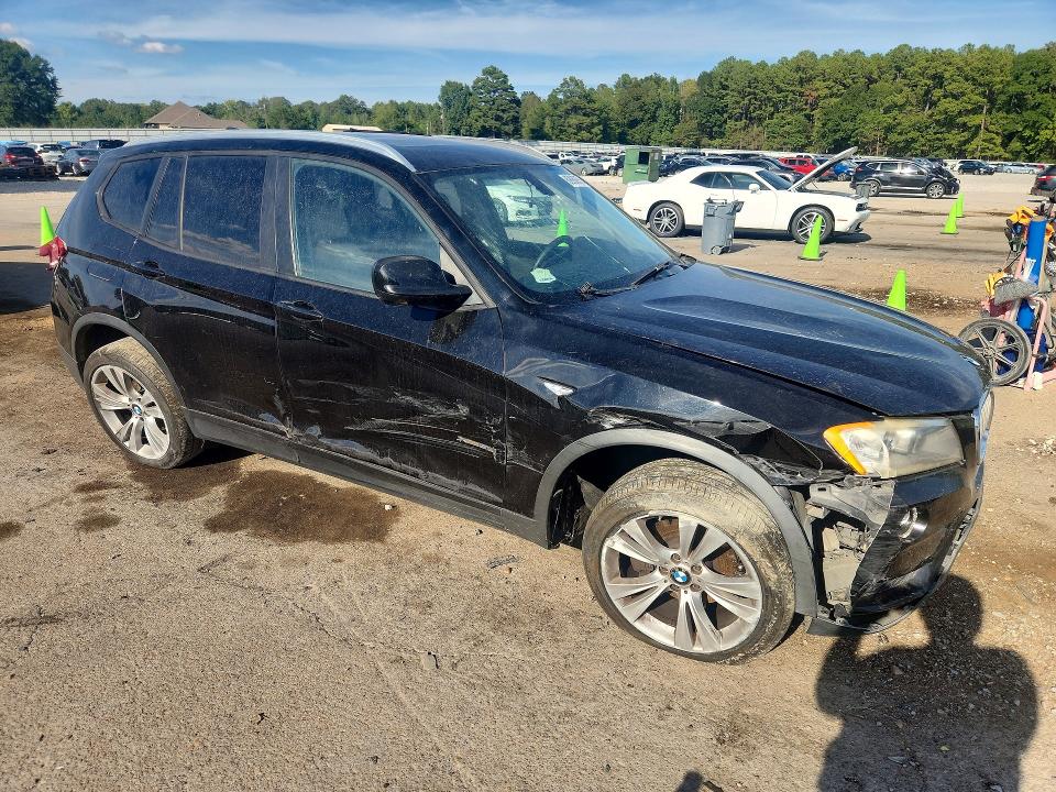 69930656 :رقم المزاد ، 5UXWX7C54E0E80073 vin ، 2014 Bmw X3 مزاد بيع