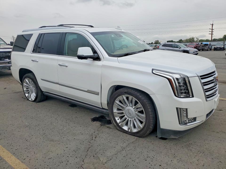 67252366 :رقم المزاد ، 1GYS4DKJXGR407558 vin ، 2016 Cadillac Escalade مزاد بيع