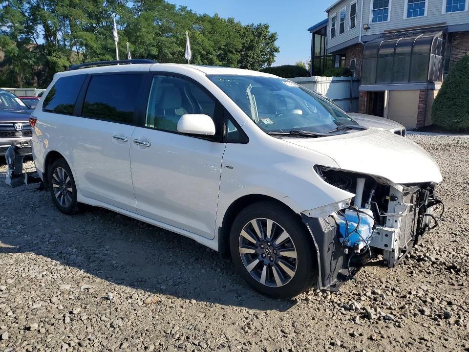 Продаж на аукціоні авто 2019 Toyota Sienna, vin: 5TDDZ3DC8KS224128, номер лоту: 67141536