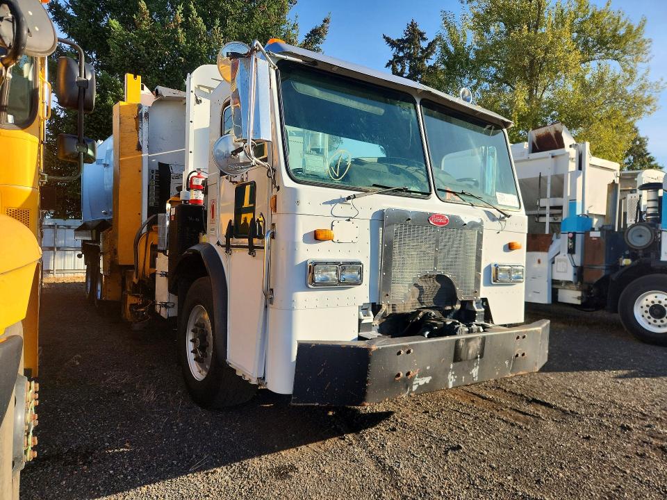 Aukcja sprzedaży 2009 Peterbilt 320, vin: 3BPZL00X29F719664, numer aukcji: 69218186