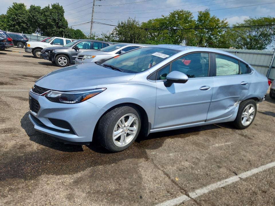 Auction sale of the 2018 Chevrolet Cruze, vin: 1G1BE5SM7J7231096, lot number: 69503776