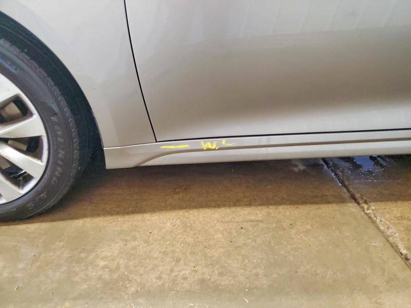 68503686 :رقم المزاد ، 5XXGU4L34HG143334 vin ، 2017 Kia Optima مزاد بيع