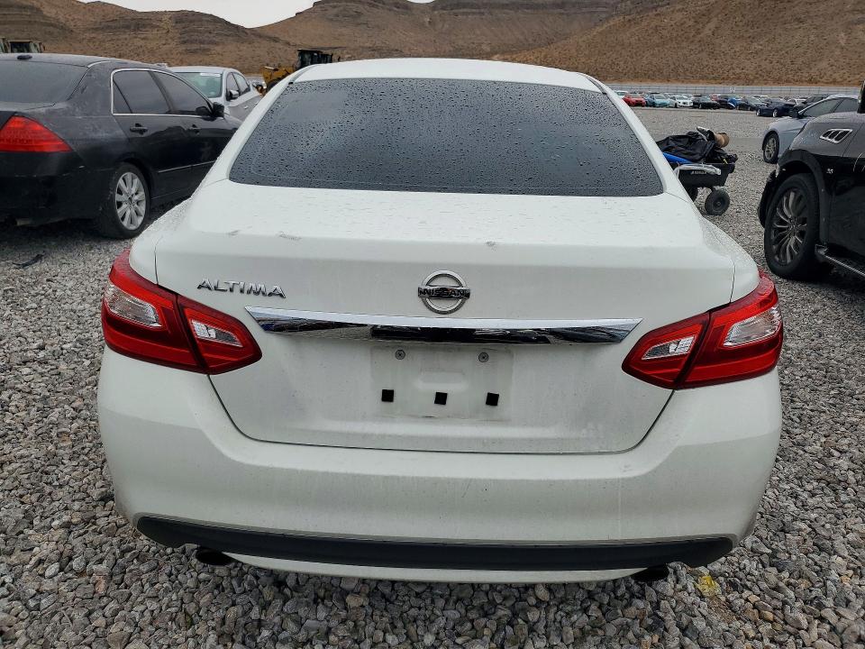 2016 Nissan Altima მანქანა იყიდება აუქციონზე, vin: 1N4AL3AP2GN372774, აუქციონის ნომერი: 70907906
