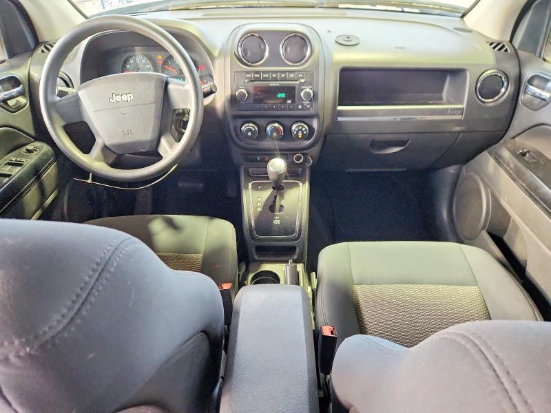 2010 Jeep Compass მანქანა იყიდება აუქციონზე, vin: 1J4NF4FB0AD584733, აუქციონის ნომერი: 67317726