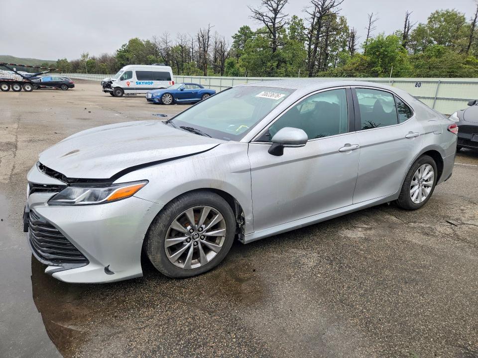 Продаж на аукціоні авто 2018 Toyota Camry, vin: 4T1B11HK0JU541783, номер лоту: 70623676