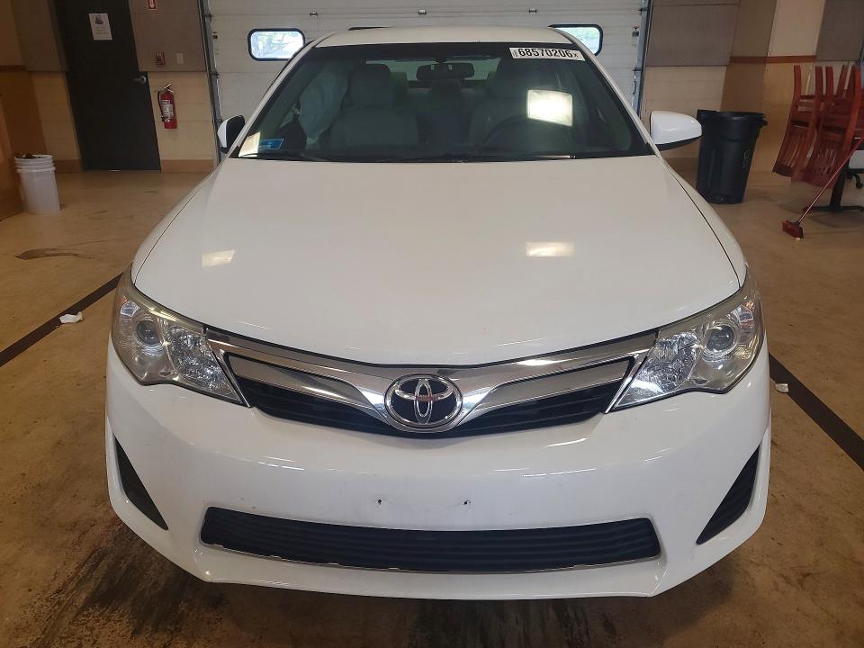 Aukcja sprzedaży 2014 Toyota Camry, vin: 4T4BF1FK4ER365515, numer aukcji: 68570206