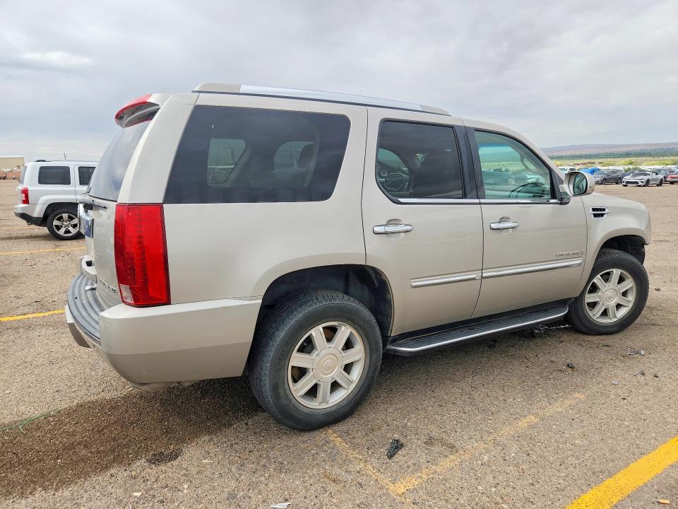 2008 Cadillac Escalade მანქანა იყიდება აუქციონზე, vin: 1GYFK63848R180531, აუქციონის ნომერი: 67208696