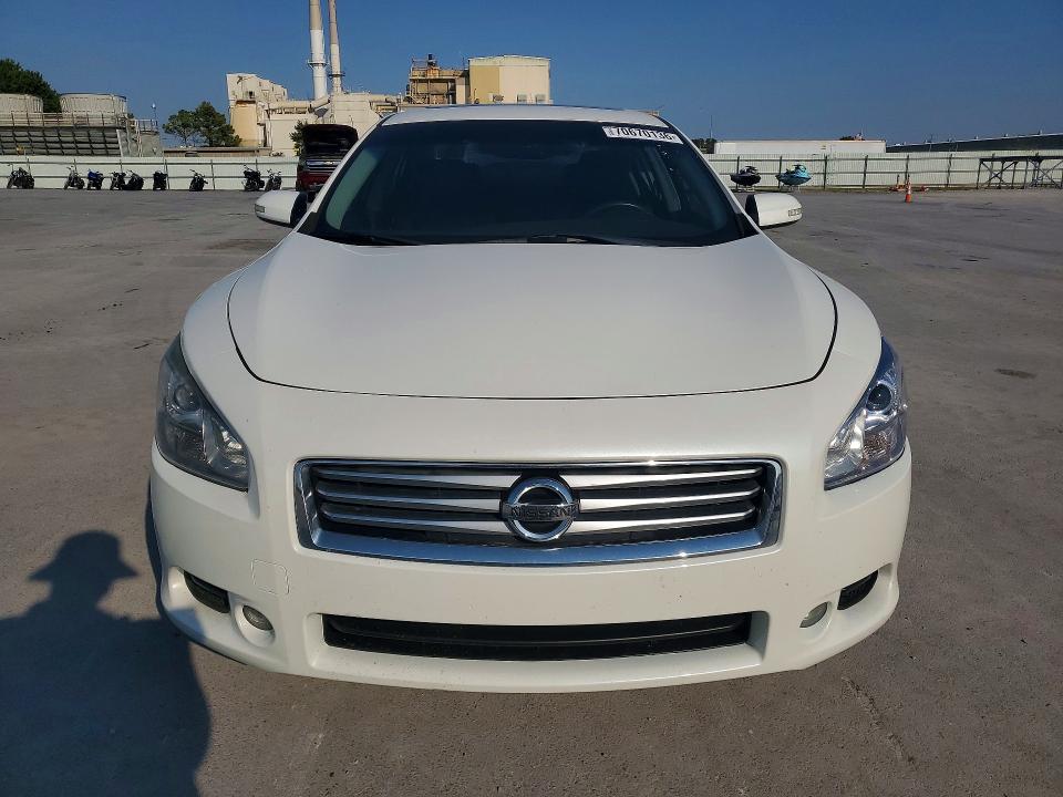 2014 Nissan Maxima მანქანა იყიდება აუქციონზე, vin: 1N4AA5APXEC470722, აუქციონის ნომერი: 70670136