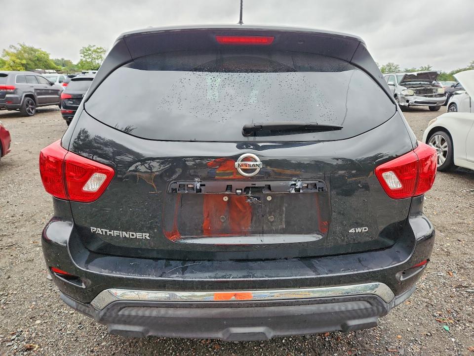 Продаж на аукціоні авто 2018 Nissan Pathfinder, vin: 5N1DR2MM7JC626124, номер лоту: 69908616