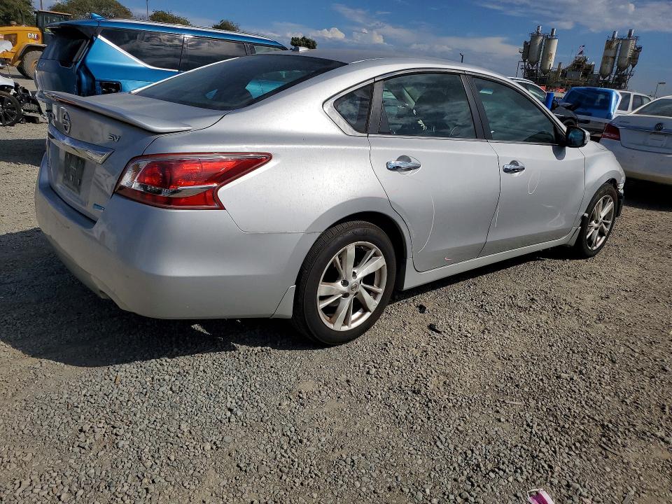 2013 Nissan Altima მანქანა იყიდება აუქციონზე, vin: 1N4AL3AP3DN580027, აუქციონის ნომერი: 68226206