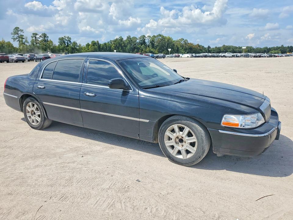 Aukcja sprzedaży 2011 Lincoln Town Car, vin: 2LNBL8EV5BX766146, numer aukcji: 68974956