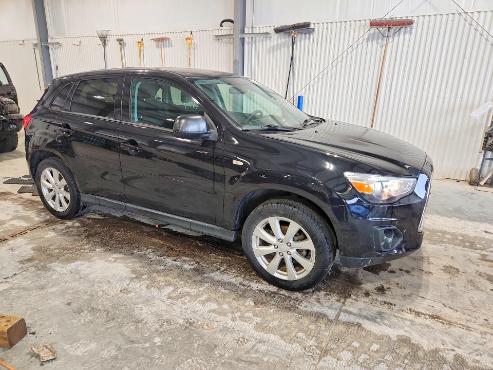 68961376 :رقم المزاد ، 4A4AR3AW8FE040555 vin ، 2015 Mitsubishi Outlander Sport مزاد بيع