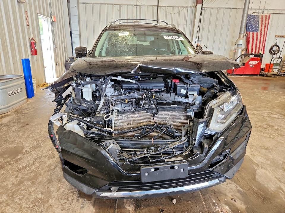 Продаж на аукціоні авто 2017 Nissan Rogue, vin: 5N1AT2MV2HC739180, номер лоту: 66789476