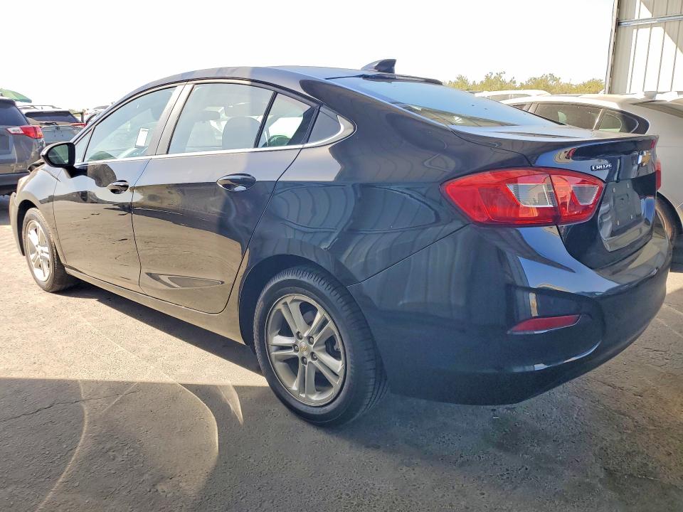 69099786 :رقم المزاد ، 1G1BE5SM2H7276876 vin ، 2017 Chevrolet Cruze مزاد بيع