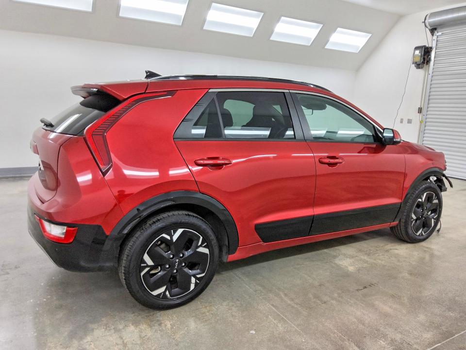 Продаж на аукціоні авто 2023 Kia Niro, vin: KNDCR3L12P5027089, номер лоту: 69246016