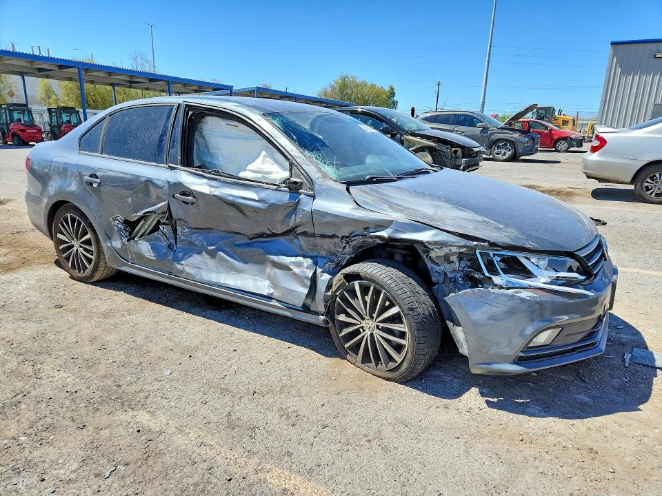 Продажа на аукционе авто 2016 Volkswagen Jetta, vin: 3VWD17AJ6GM296242, номер лота: 67632906