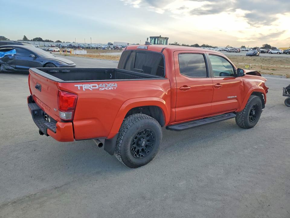 Продаж на аукціоні авто 2017 Toyota Tacoma, vin: 3TMCZ5AN2HM056895, номер лоту: 68935626