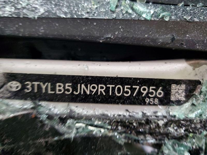 68398816 :رقم المزاد ، 3TYLB5JN9RT057956 vin ، 2024 Toyota Tacoma مزاد بيع