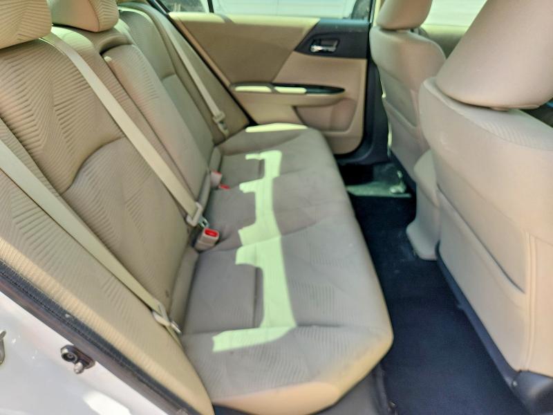 2017 Honda Accord მანქანა იყიდება აუქციონზე, vin: 1HGCR2F39HA294912, აუქციონის ნომერი: 69323926