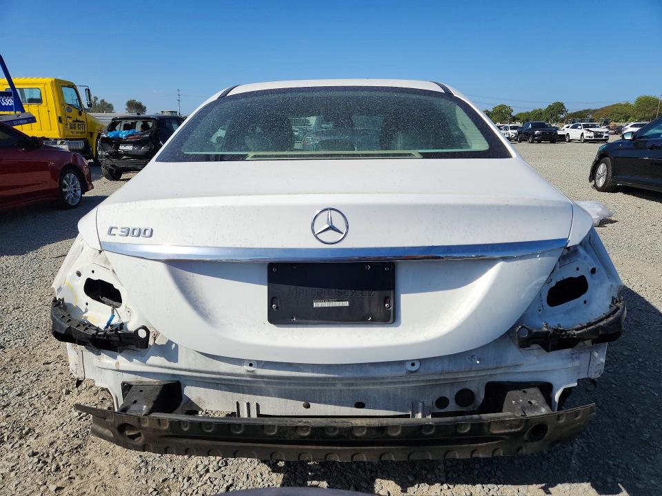 Продаж на аукціоні авто 2017 Mercedes-benz C, vin: 55SWF4JB1HU195411, номер лоту: 68998956