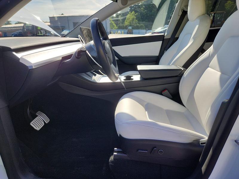2022 Tesla Model Y მანქანა იყიდება აუქციონზე, vin: 7SAYGDEF5NF455828, აუქციონის ნომერი: 68931956