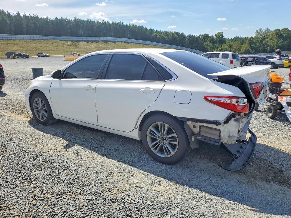 2015 Toyota Camry მანქანა იყიდება აუქციონზე, vin: 4T1BF1FK3FU086973, აუქციონის ნომერი: 68275636