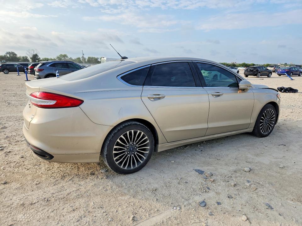 67380676 :رقم المزاد ، 3FA6P0H99HR407230 vin ، 2017 Ford Fusion مزاد بيع