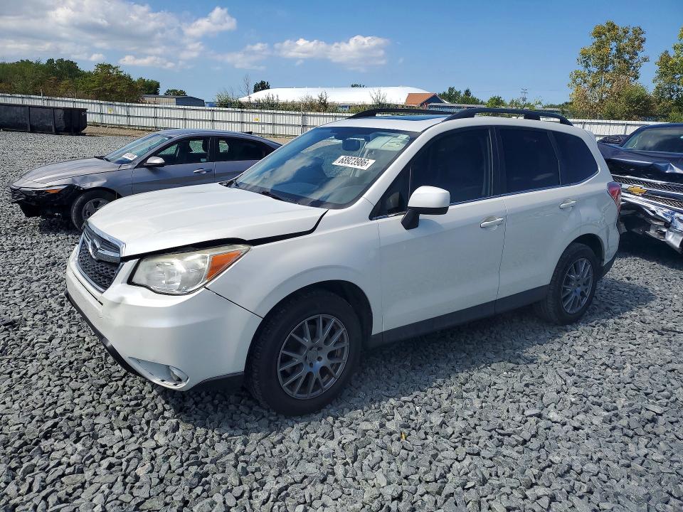 68923986 :رقم المزاد ، JF2SJARC5FH518609 vin ، 2015 Subaru Forester مزاد بيع