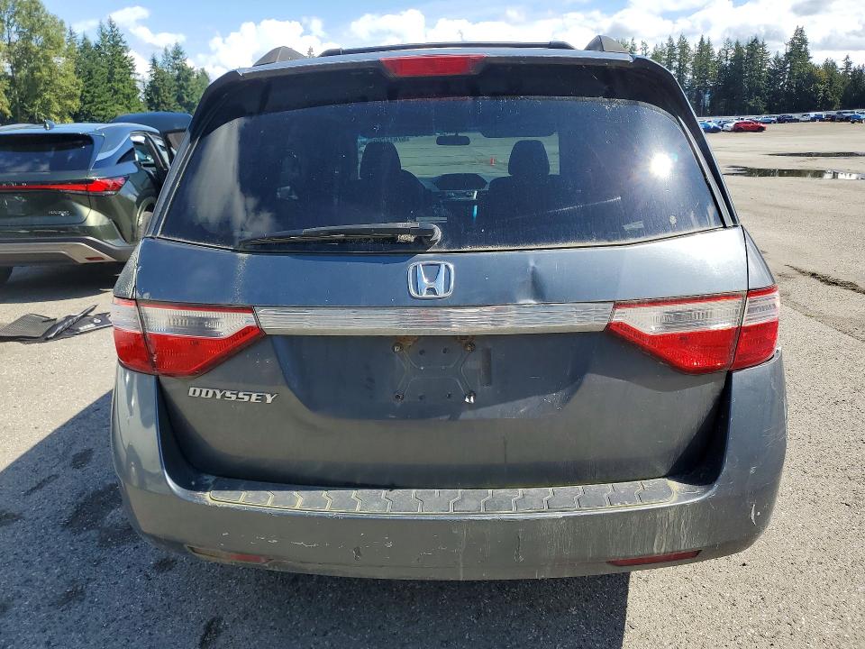 67617266 :رقم المزاد ، 5FNRL5H21BB036818 vin ، 2011 Honda Odyssey مزاد بيع