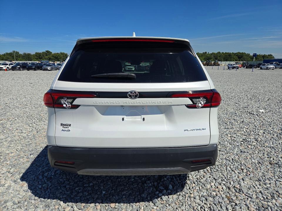 70621756 :رقم المزاد ، 5TDAAAB52SS087884 vin ، 2025 Toyota Grand Highlander مزاد بيع