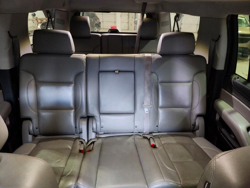 Продажа на аукционе авто 2015 Chevrolet Suburban, vin: 1GNSKJKC7FR637074, номер лота: 69289036