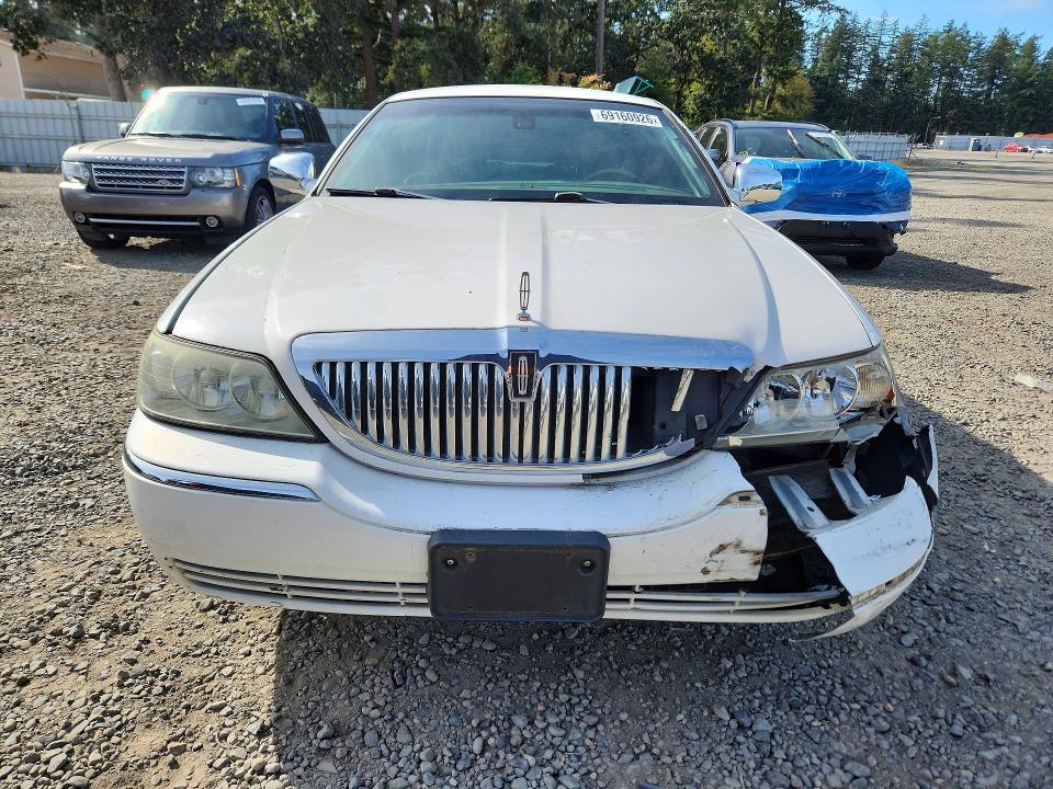 Aukcja sprzedaży 2003 Lincoln Town Car, vin: 1LNHM82W43Y661295, numer aukcji: 69160926