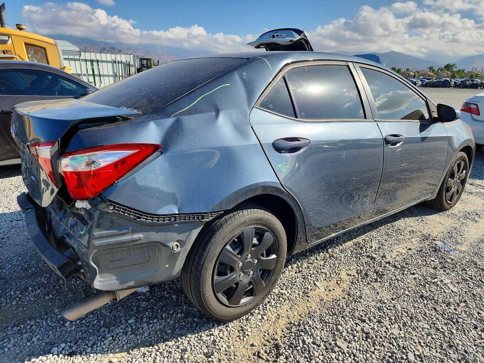 2015 Toyota Corolla მანქანა იყიდება აუქციონზე, vin: 2T1BURHE1FC411150, აუქციონის ნომერი: 70738886