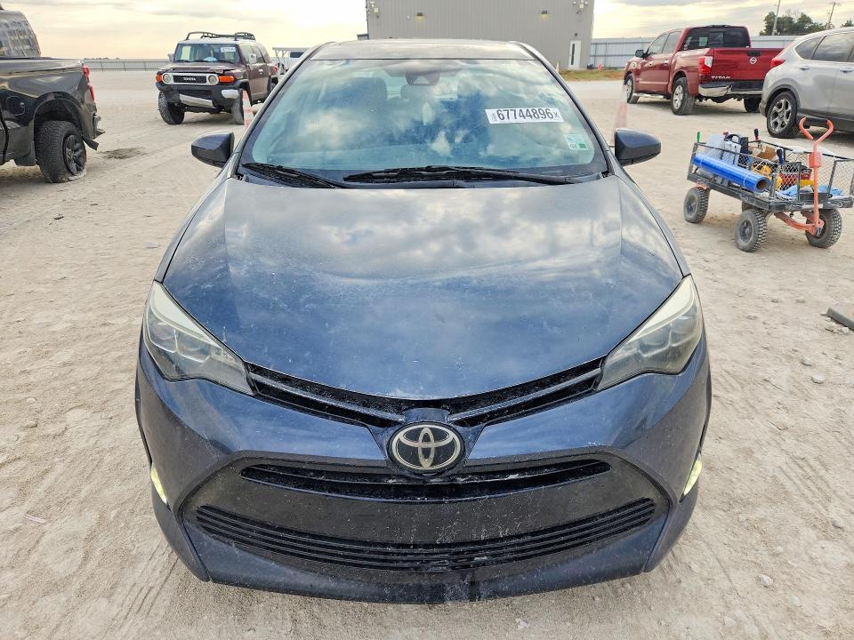 2018 Toyota Corolla მანქანა იყიდება აუქციონზე, vin: 5YFBURHE6JP777386, აუქციონის ნომერი: 67744896