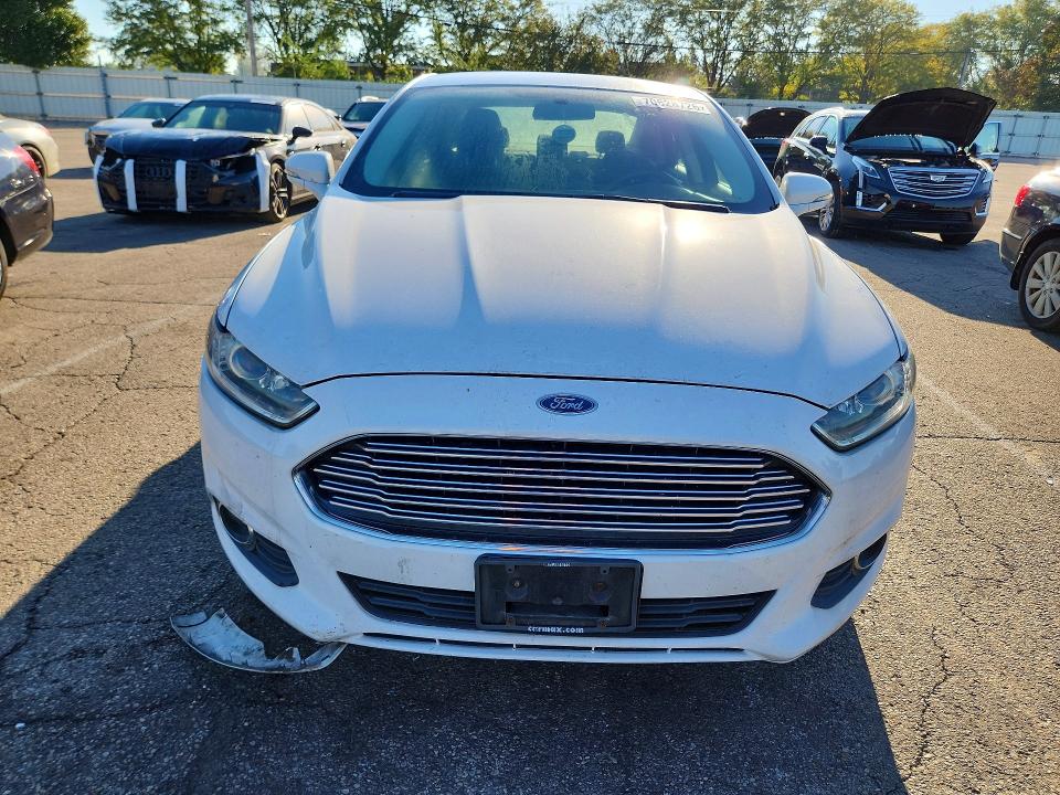 2013 Ford Fusion მანქანა იყიდება აუქციონზე, vin: 3FA6P0HR4DR253262, აუქციონის ნომერი: 70628726