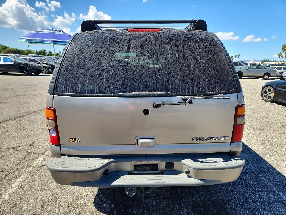 70900146 :رقم المزاد ، 1GNEK13TX3R225092 vin ، 2003 Chevrolet Tahoe مزاد بيع