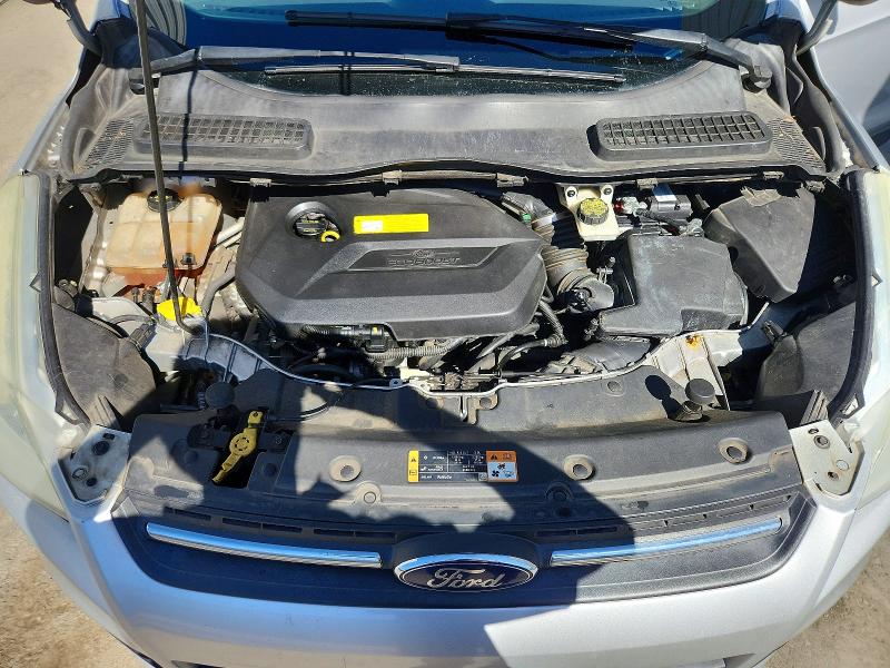 67922756 :رقم المزاد ، 1FMCU0GX3FUB07318 vin ، 2015 Ford Escape مزاد بيع
