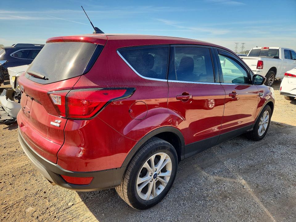 Продаж на аукціоні авто 2019 Ford Escape, vin: 1FMCU9GD6KUA68471, номер лоту: 70946266