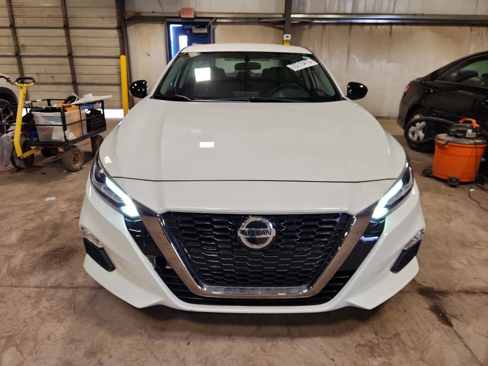 Продаж на аукціоні авто 2019 Nissan Altima, vin: 1N4BL4CV4KC180752, номер лоту: 70715416