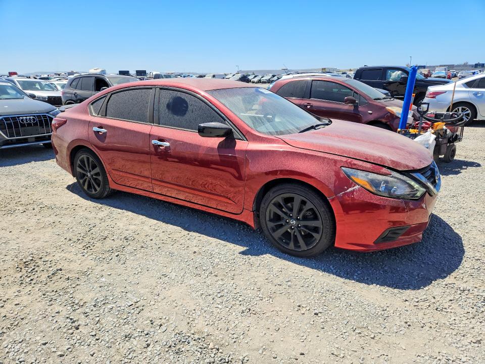 67459836 :رقم المزاد ، 1N4AL3AP6HC207484 vin ، 2017 Nissan Altima مزاد بيع