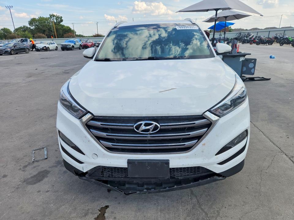 2016 Hyundai Tucson მანქანა იყიდება აუქციონზე, vin: KM8J33A22GU116683, აუქციონის ნომერი: 69398306