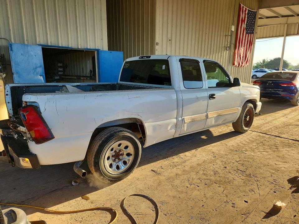 2006 Chevrolet Silverado 1500 მანქანა იყიდება აუქციონზე, vin: 2GCEC19V261299117, აუქციონის ნომერი: 70684716