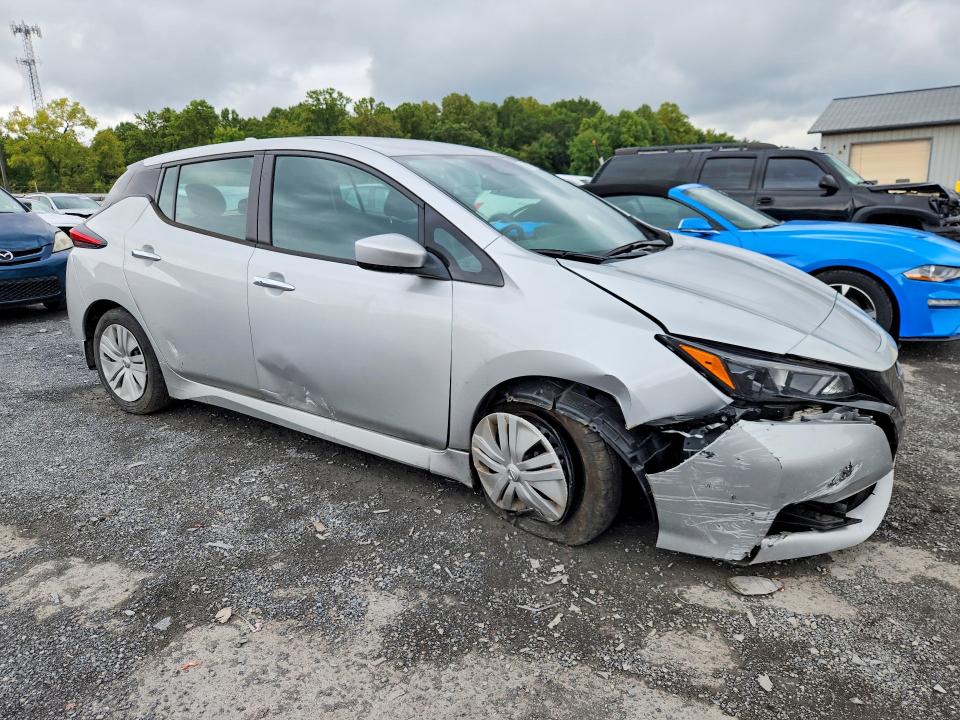 2023 Nissan Leaf მანქანა იყიდება აუქციონზე, vin: 1N4AZ1BVXPC562074, აუქციონის ნომერი: 68817356
