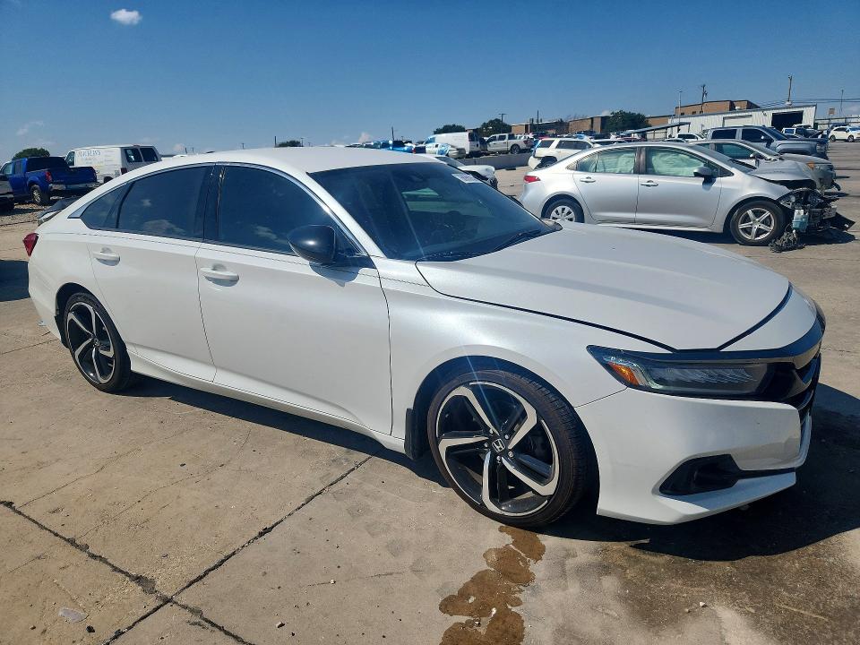 68990056 :رقم المزاد ، 1HGCV1F39MA021744 vin ، 2021 Honda Accord مزاد بيع